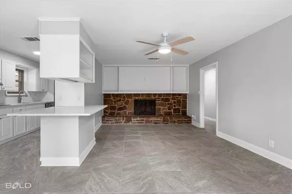 2909 Frostwood Drive, Shreveport, LA 71108