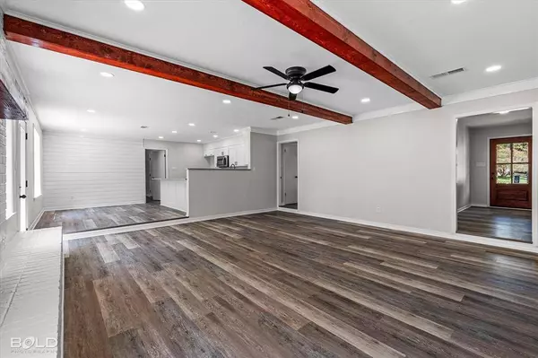 8802 Kensington Drive, Shreveport, LA 71118