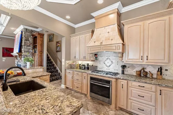 27 Chez Moi Drive, Bossier City, LA 71111