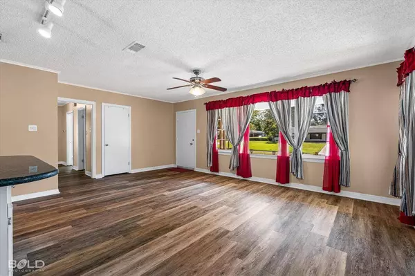 736 Dodd Drive, Shreveport, LA 71107