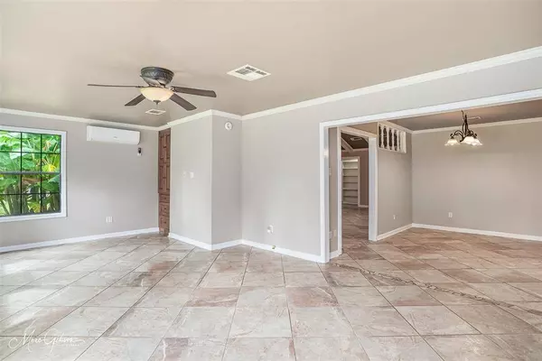 304 Walnut Circle, Bossier City, LA 71111