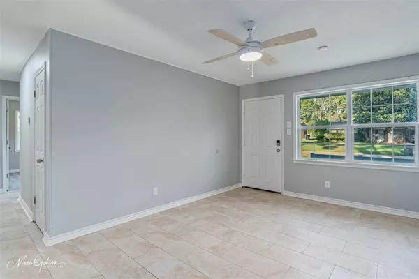 9079 Hawthorne Drive, Shreveport, LA 71118