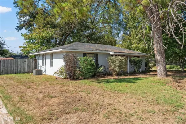 2704 E Cavett Drive, Shreveport, LA 71104