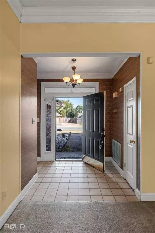 6004 Summerville Lane, Bossier City, LA 71111