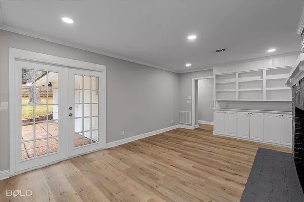 517 Pierremont Circle, Shreveport, LA 71106