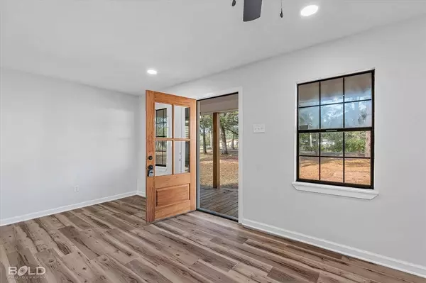 202 Lincoln Avenue, Haughton, LA 71037