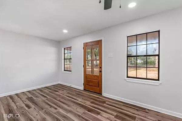 202 Lincoln Avenue, Haughton, LA 71037