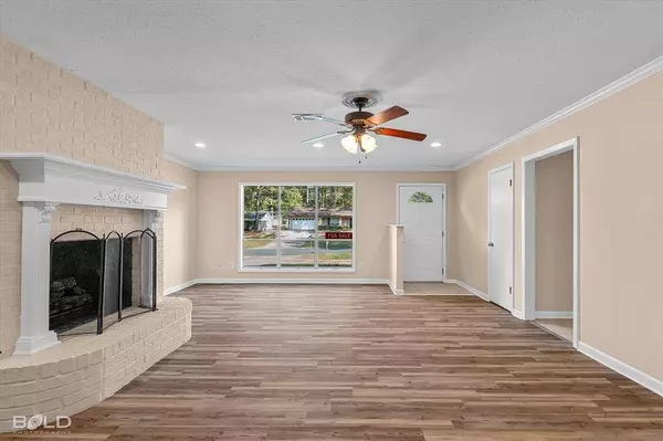 615 Lawrence Drive, Haughton, LA 71037