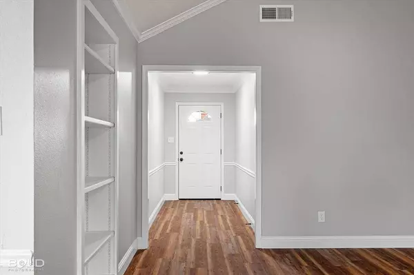 6108 Doncaster Drive, Shreveport, LA 71129