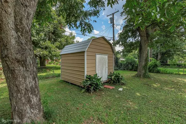 470 Leo, Shreveport, LA 71105