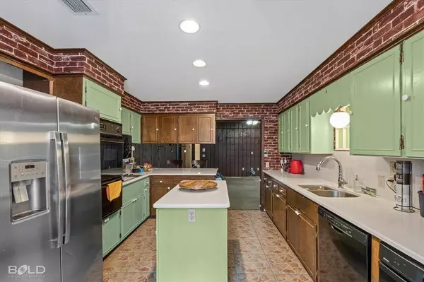 447 Burrow Lane, Cotton Valley, LA 71018