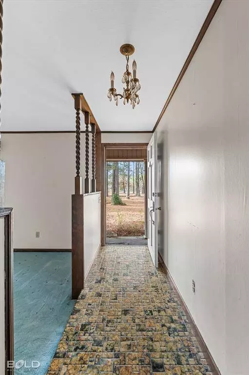 447 Burrow Lane, Cotton Valley, LA 71018