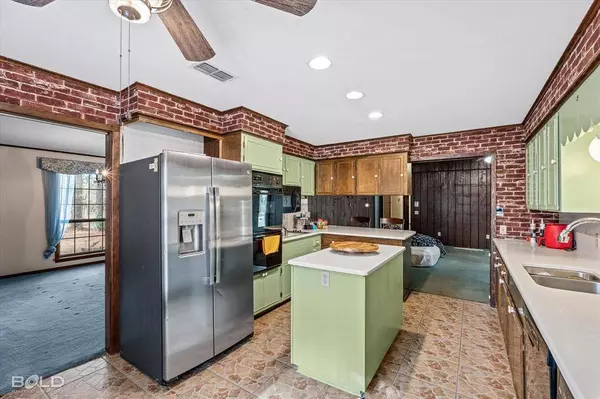 447 Burrow Lane, Cotton Valley, LA 71018