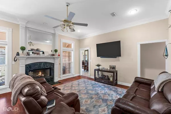 218 Ridgefield Drive, Bossier City, LA 71111