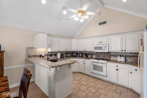 218 Ridgefield Drive, Bossier City, LA 71111