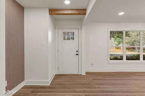 6121 River Road, Shreveport, LA 71105