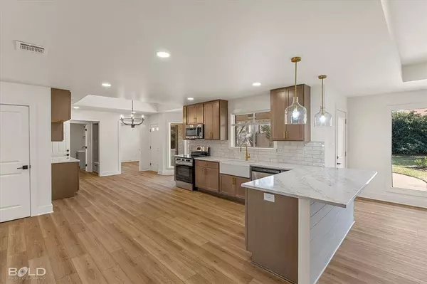 6121 River Road, Shreveport, LA 71105