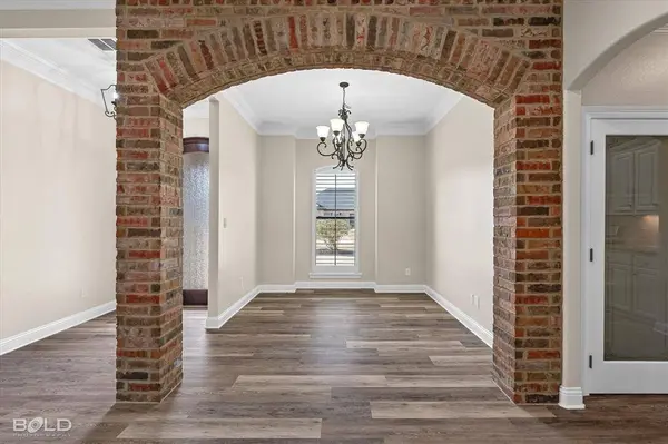 9675 Heron Springs Drive, Shreveport, LA 71106