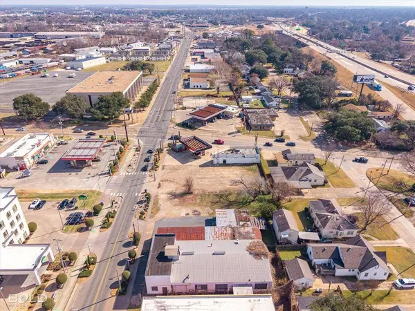 1230 Barksdale Boulevard, Bossier City, LA 71111