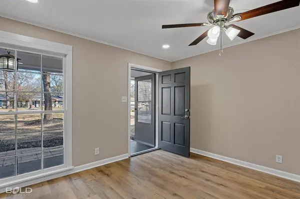 1211 Lee Street, Benton, LA 71006