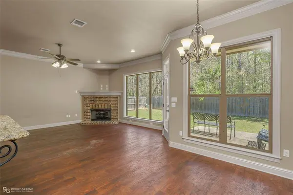 9057 Mitcham Street, Shreveport, LA 71106