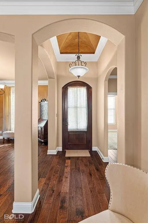 570 Chinquipin Drive, Bossier City, LA 71111