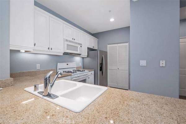 3241 Watermarke, Irvine, CA 92612