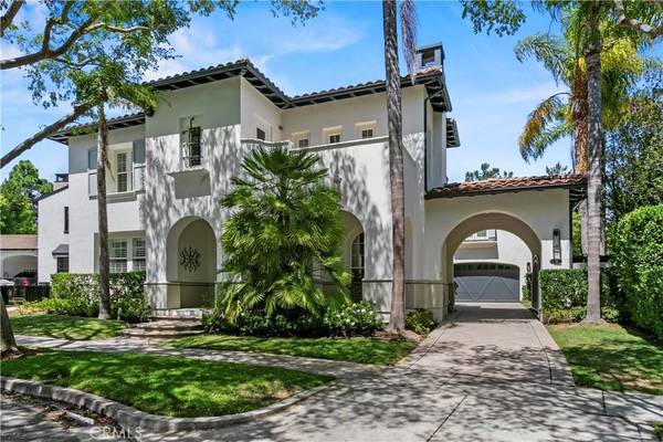 23 Boardwalk, Newport Beach, CA 92660