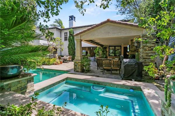 23 Boardwalk, Newport Beach, CA 92660