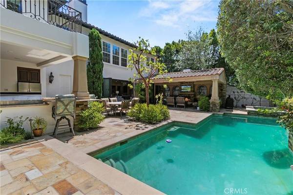 23 Boardwalk, Newport Beach, CA 92660