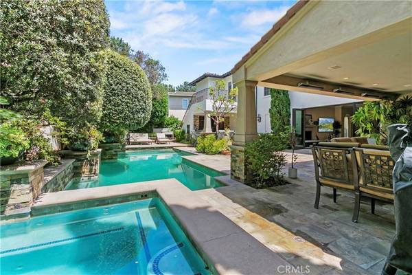 23 Boardwalk, Newport Beach, CA 92660