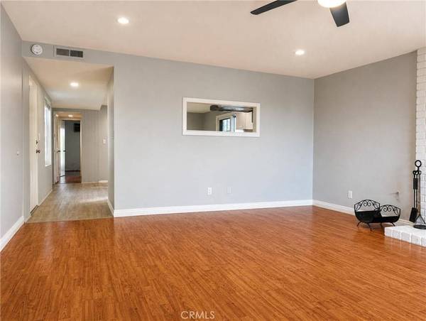 3131 Coral, Costa Mesa, CA 92626