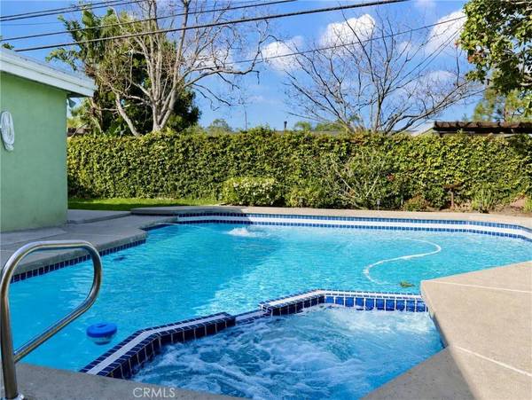 3131 Coral, Costa Mesa, CA 92626