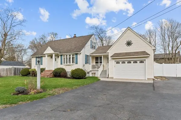 9 Maclarnon Rd, Salem, NH 03079