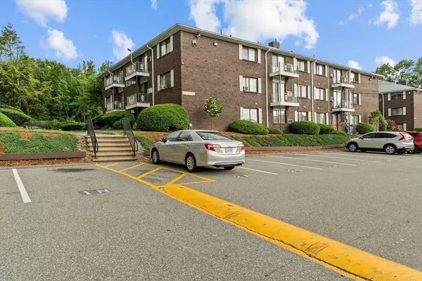 262 East Haverhill St #17, Lawrence, MA 01841