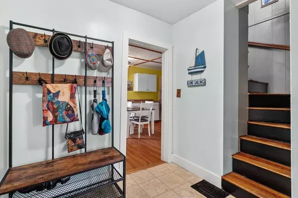 28 Mechanic St, Beverly, MA 01915