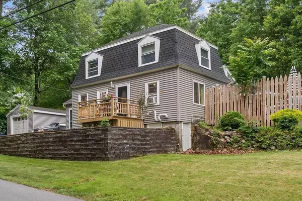 466 Lake St, Haverhill, MA 01832