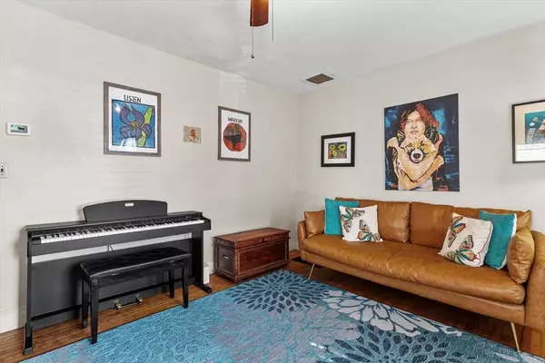 28 Mechanic St, Beverly, MA 01915