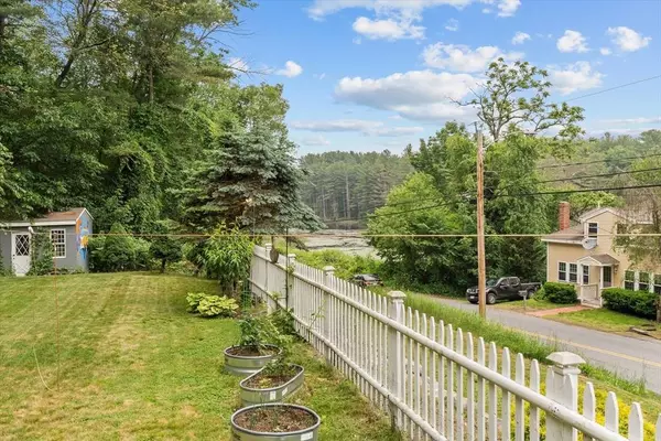 466 Lake St, Haverhill, MA 01832