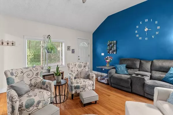 466 Lake St, Haverhill, MA 01832