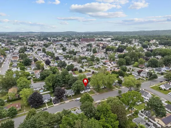 10 Jefferson St, Lawrence, MA 01843