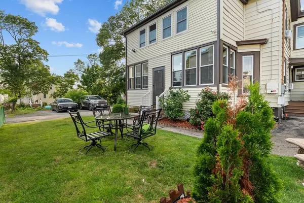 27-1/2 7th Ave, Haverhill, MA 01830