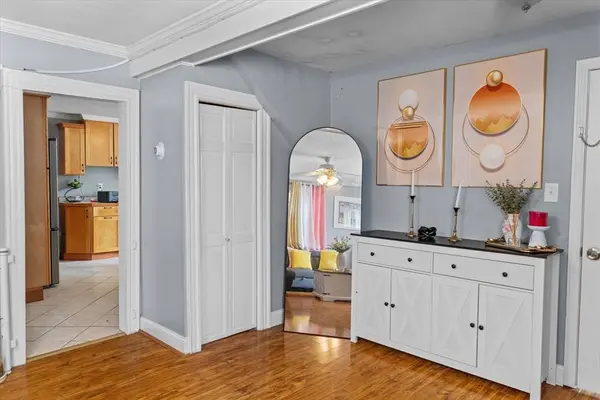29 Wallace St, Methuen, MA 01844