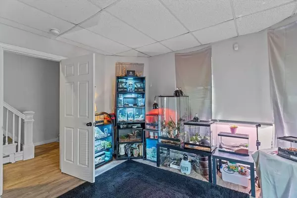 33-35 Nichols St, Haverhill, MA 01830