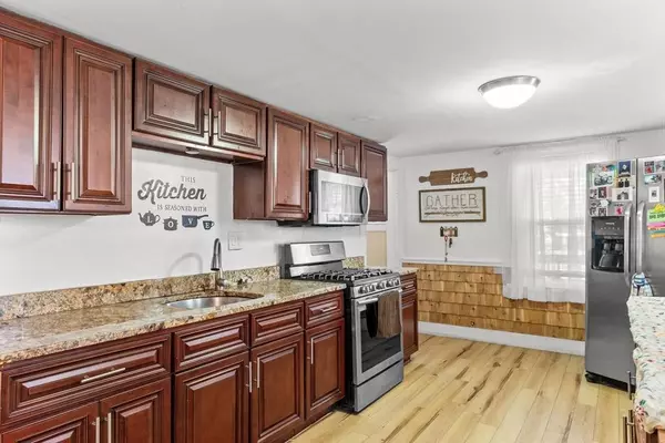 73 N Lowell, Methuen, MA 01844