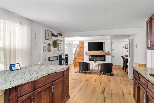 73 N Lowell, Methuen, MA 01844