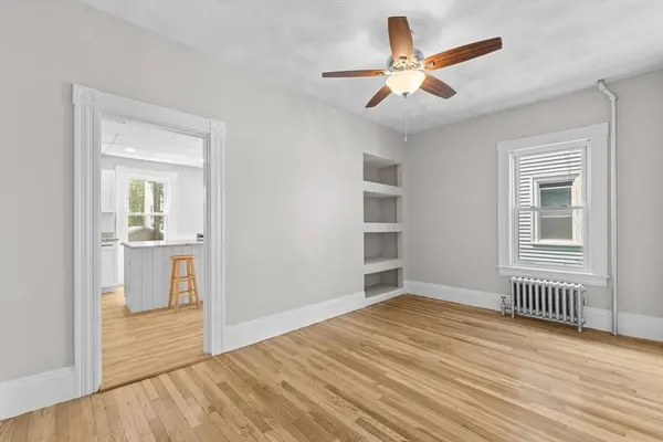 20-22 Ashland Avenue, Methuen, MA 01844