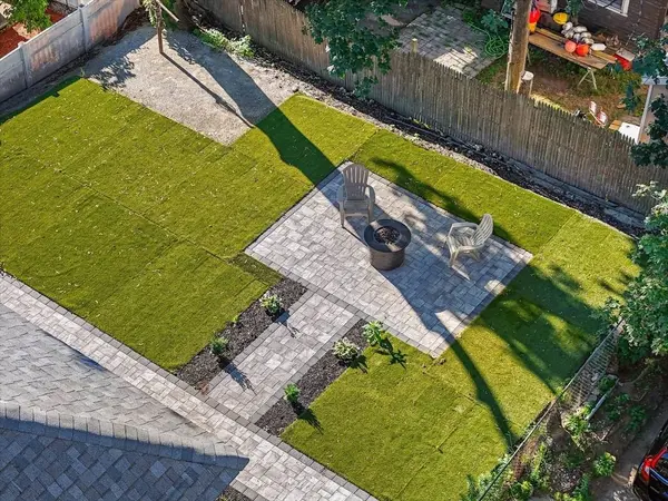 20-22 Ashland Avenue, Methuen, MA 01844