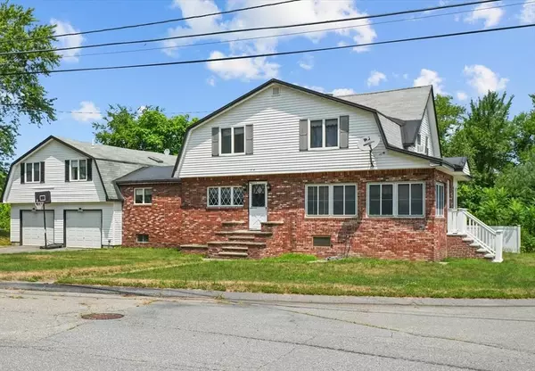 24 Preston St, Dracut, MA 01826