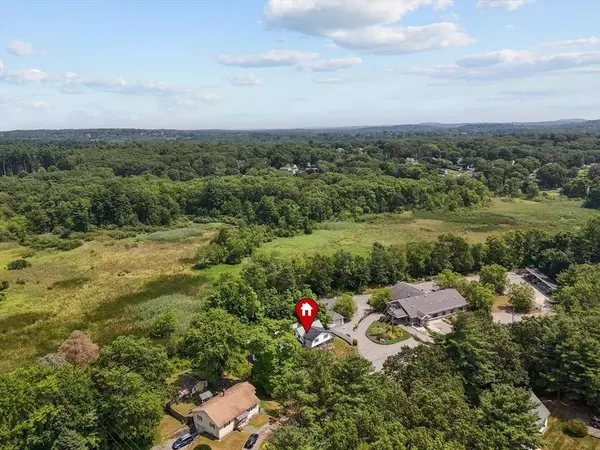 24 Preston St, Dracut, MA 01826